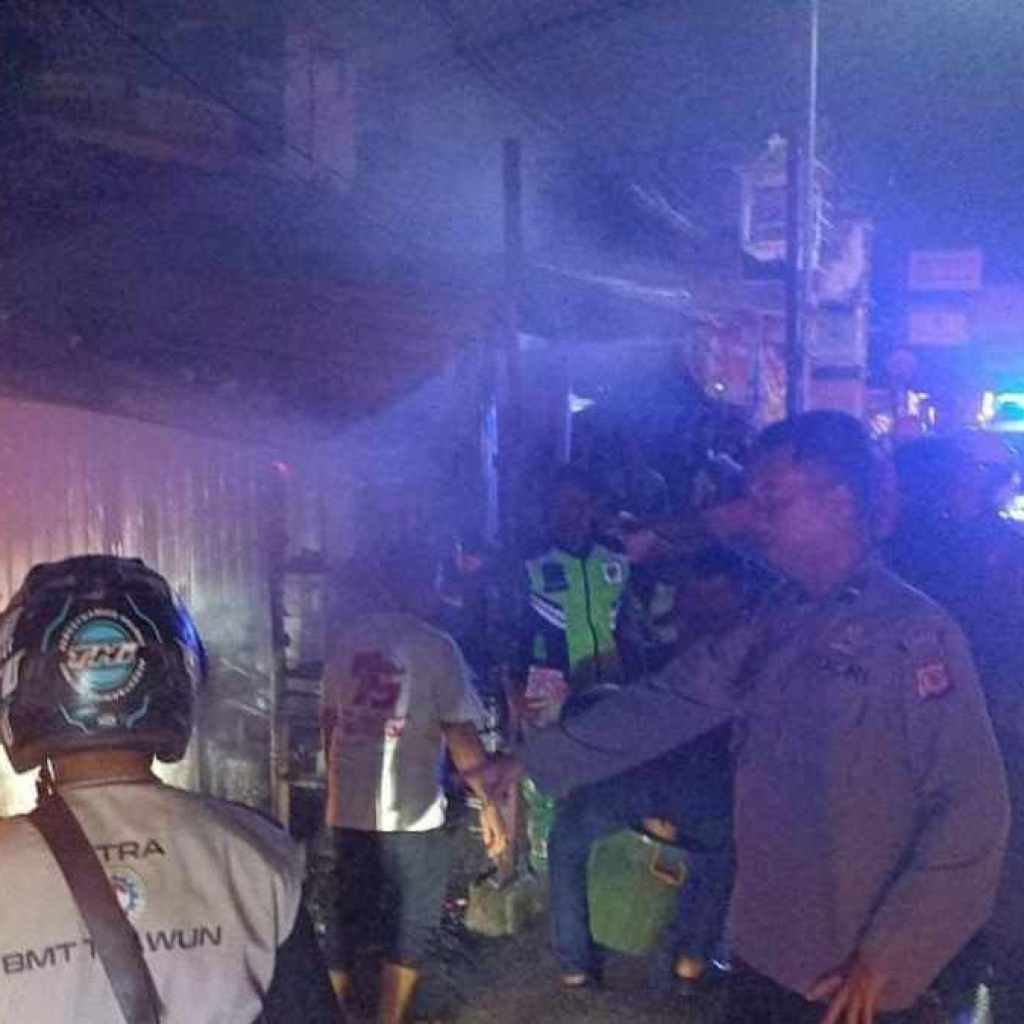 Kebakaran Ruko Kelontongan di Paseh Sumedang, 2 Orang Luka-luka