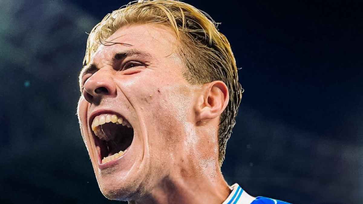 Napoli Aktifkan Klausul Beli untuk Rasmus Højlund