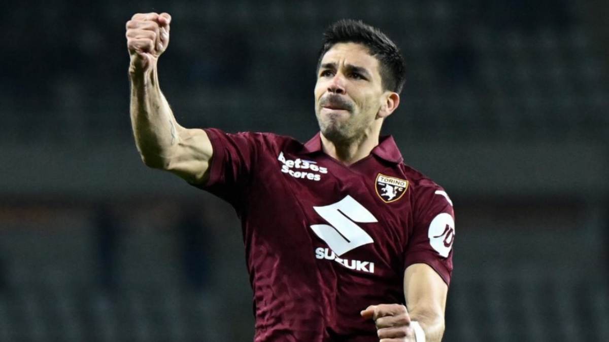 River Plate Bidik Striker Torino