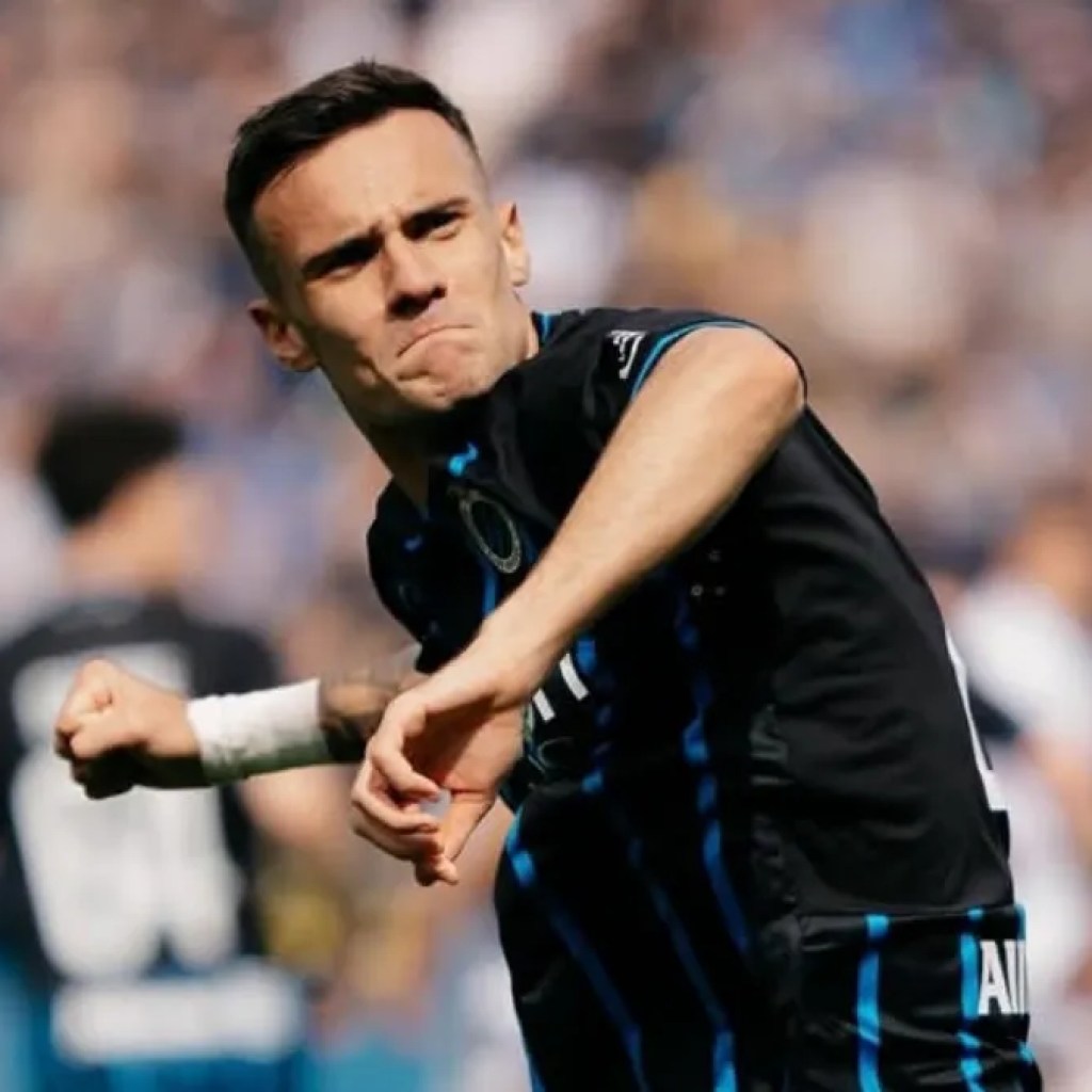 Chivu Garansi Aleksandar Stankovic Balik ke Inter Awal Musim Nanti