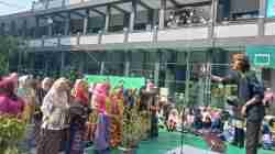 Harmoni Angklung Warnai Peringatan Hari Kartini di SMA Negeri 5 Tasikmalaya