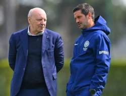 Sukses Bawa Inter Tetap di Papan Atas Serie A, Chivu Dapat Kontrak Baru dan Naik Gaji