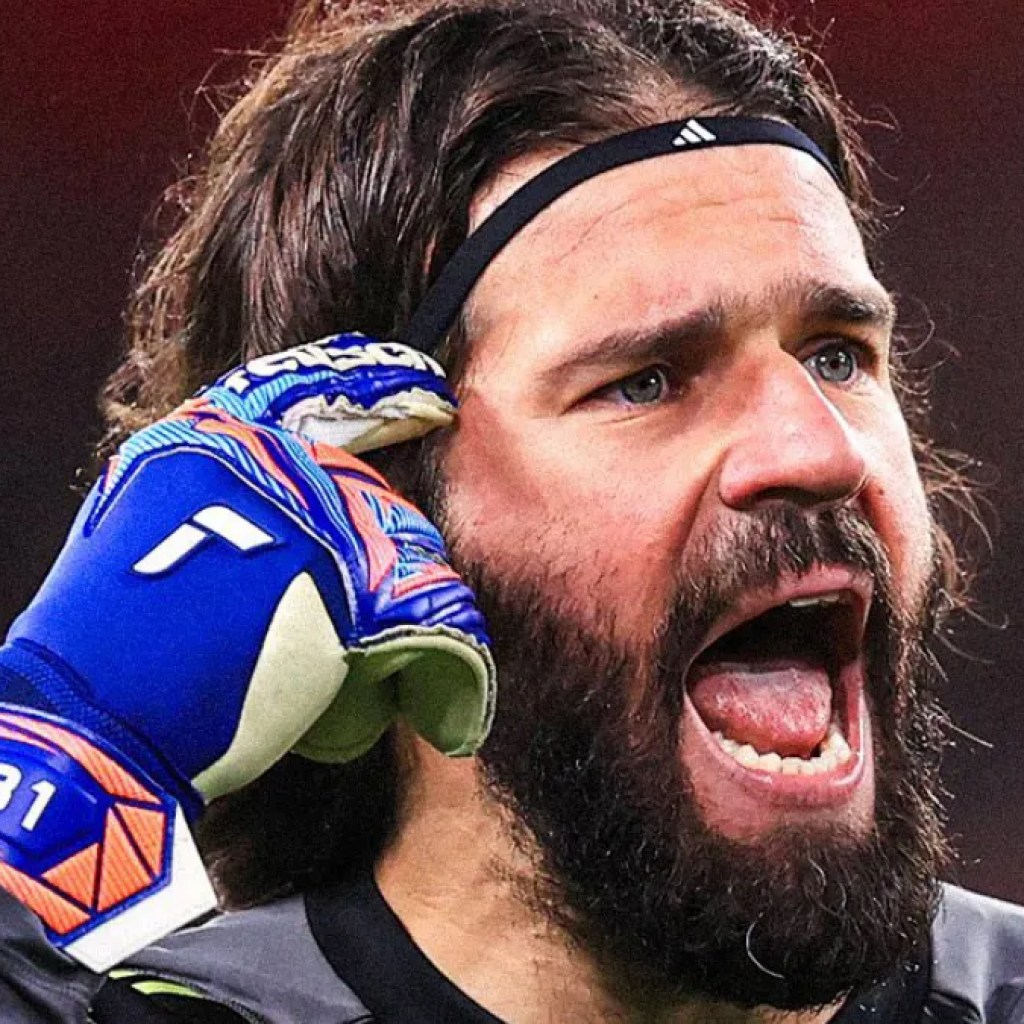 Alisson Becker Setuju Gabung Juventus, Tunggu Lampu Hijau Liverpool