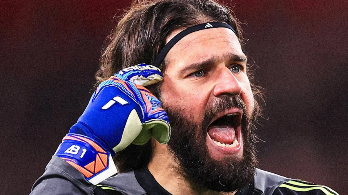 Alisson Becker Setuju Gabung Juventus