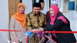 Bupati Dony Resmikan Asrama Santri Putri Ponpes Al Mustanir Khoirul Huda di Cimalaka
