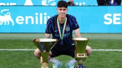 Barcelona Batal Rekrut Bastoni dari Inter