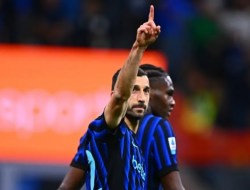 Inter Sodorkan Kontrak Baru, Mkhitaryan Bimbang Gantung Sepatu