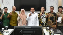 Bupati Dony Serahkan Bantuan Audio Visual untuk KIM, Dorong Penyebaran Informasi Positif di Sumedang