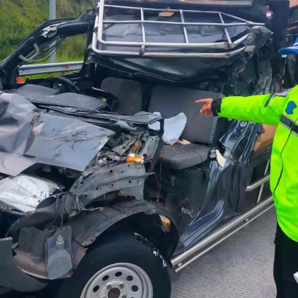 Penumpang Grand Max Tewas dalam Kecelakaan di Tol Cisumdawu Sumedang, Polisi Buru Truk Misterius