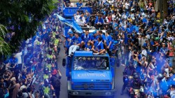 Persib Euforia Hattrick Juara dengan Santun