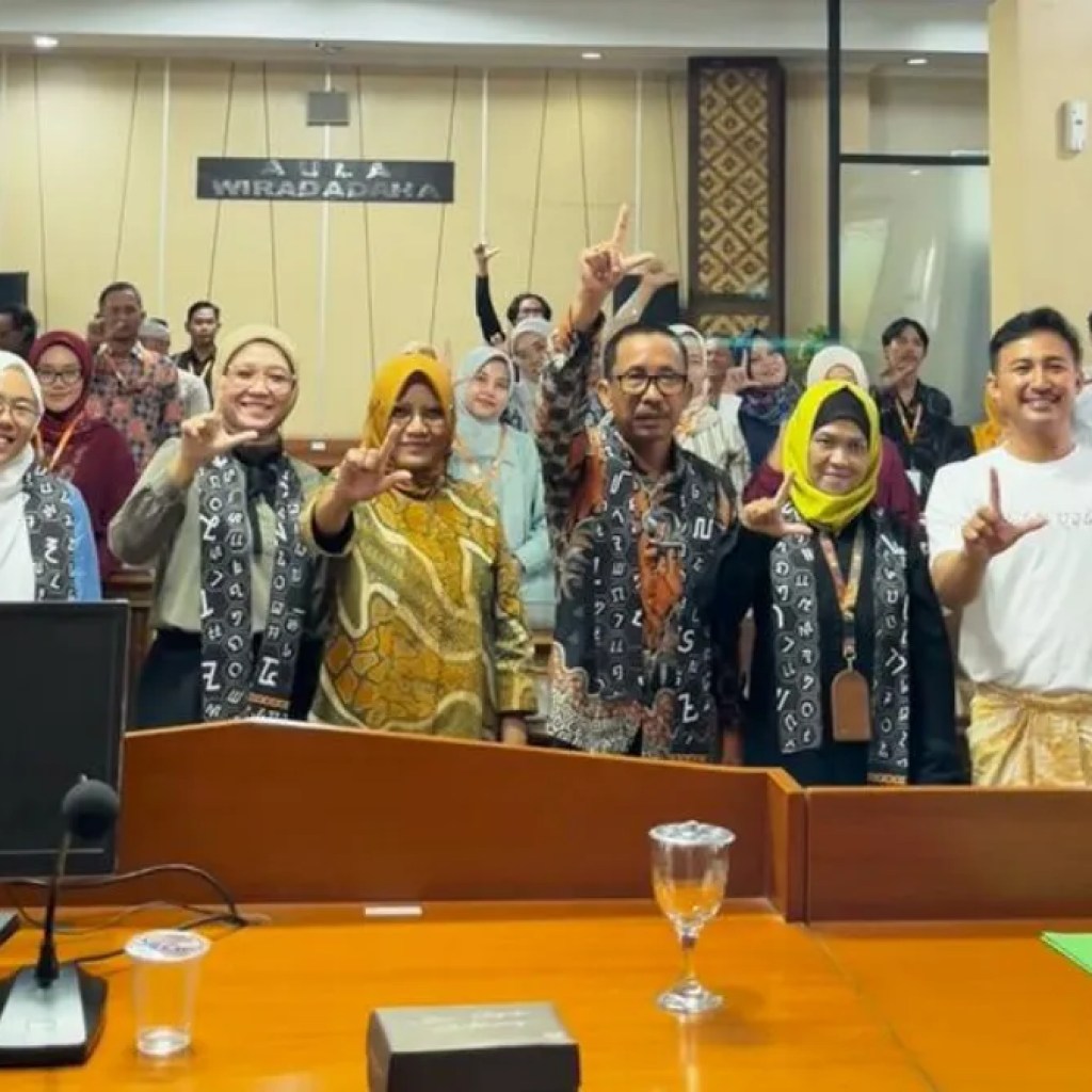 Riksa Tasikmalaya Dorong Aksara Sunda Go Digital