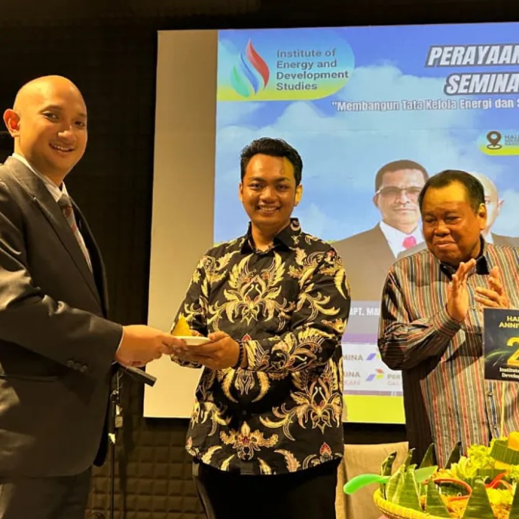 IEDS Rayakan HUT Lewat Seminar Nasional