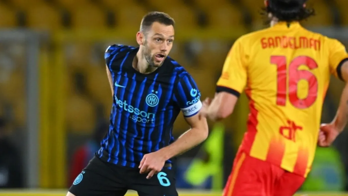 Tolak Kontrak Baru dari Inter, Stefan de Vrij