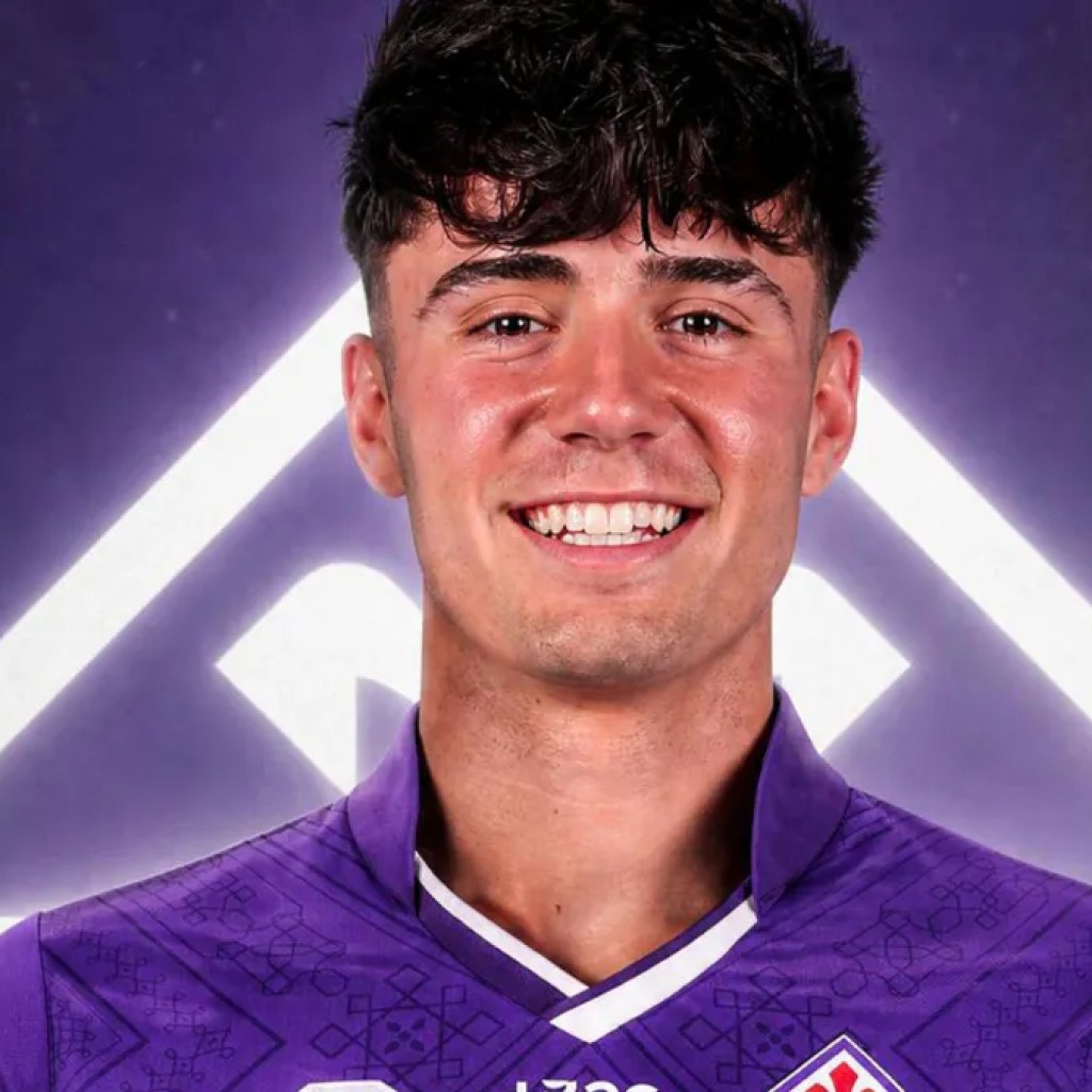 Fiorentina Bajak Bek Muda Víctor Valdepeñas dari Real Madrid, Kontrak hingga 2031