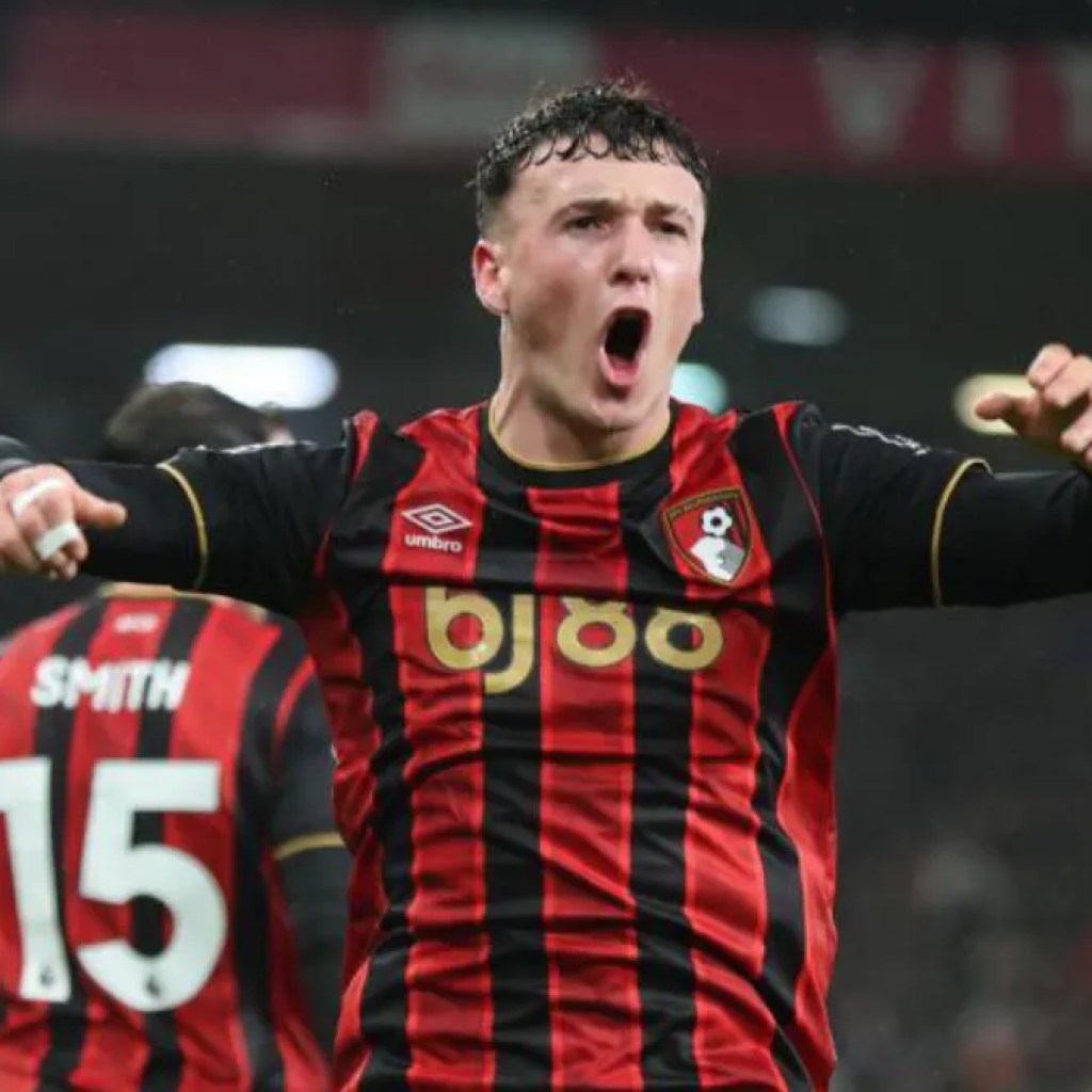 Fiorentina Boyong Alex Jiménez dari Bournemouth