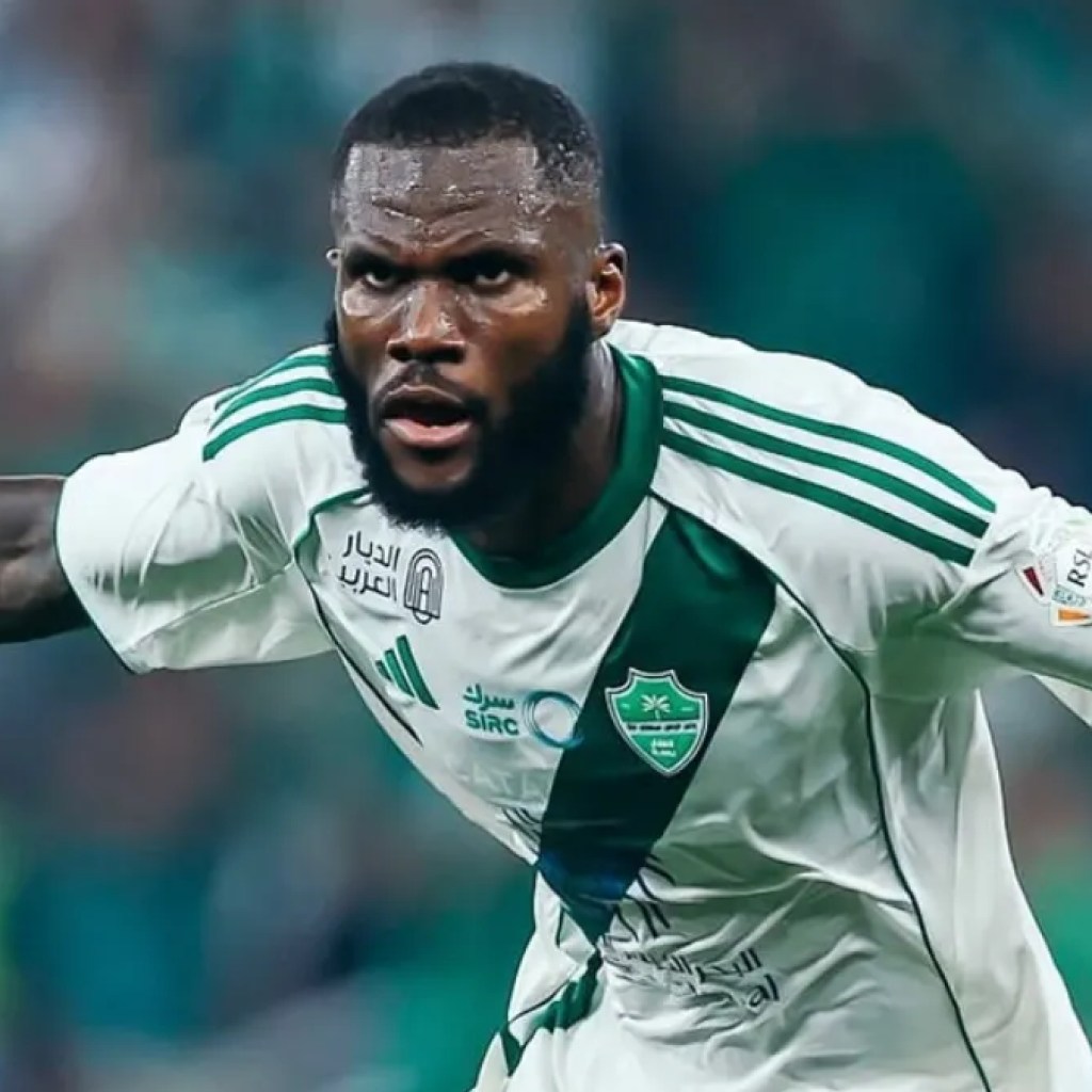 Ingin Balik ke Italia, Juventus Coba Goda Frank Kessie