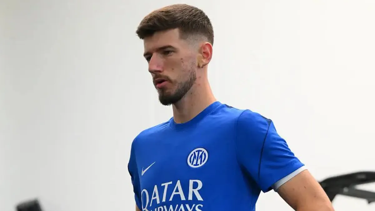 Newcastle dan Leeds Goda Petar Sucic, Inter