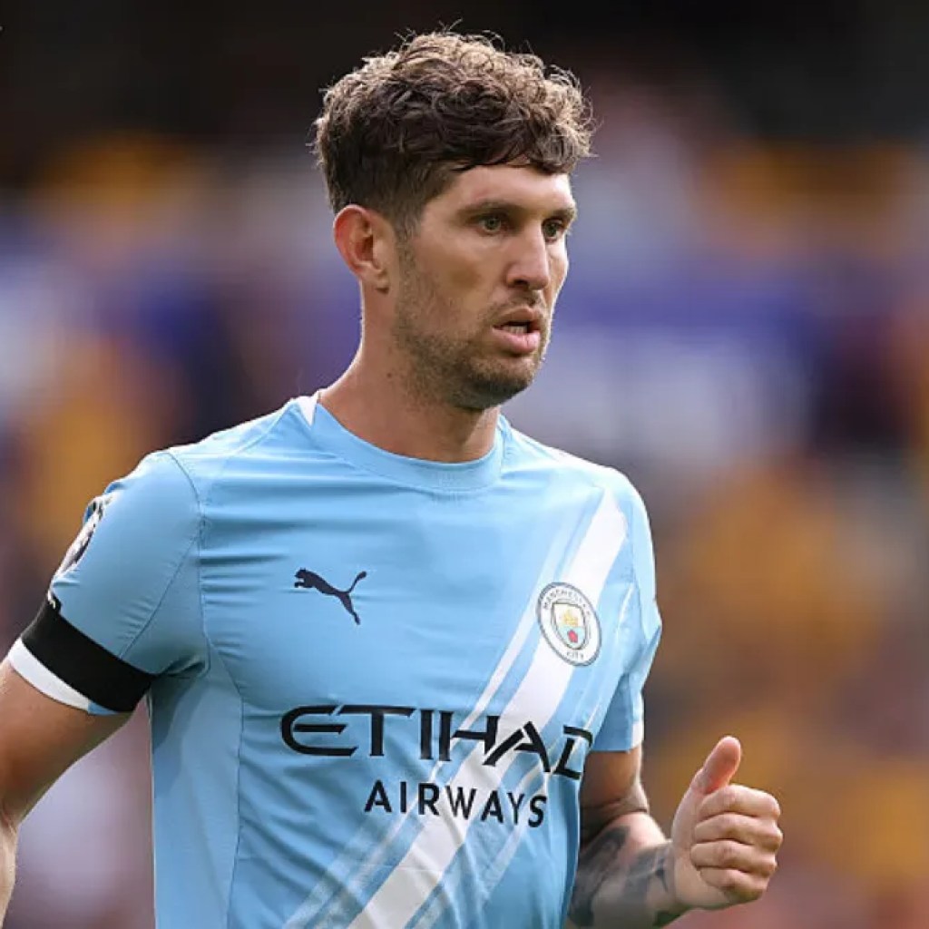 Lebih Piih Main di Serie A, Inter dan Juventus Rebutan John Stones