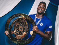 Napoli Boyong Benoit Badiashile dari Chelsea