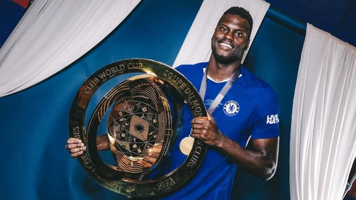 Benoit Badiashile gabung Napoli dari Chelsea