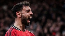 Bruno Fernandes bertahan di Manchester United