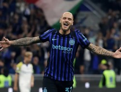 Tolak Pendekatan Barcelona, Inter Siapkan Kontrak Baru untuk Federico Dimarco