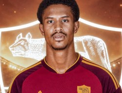 Cabut dari Fenerbahçe, Jayden Oosterwolde Gabung AS Roma