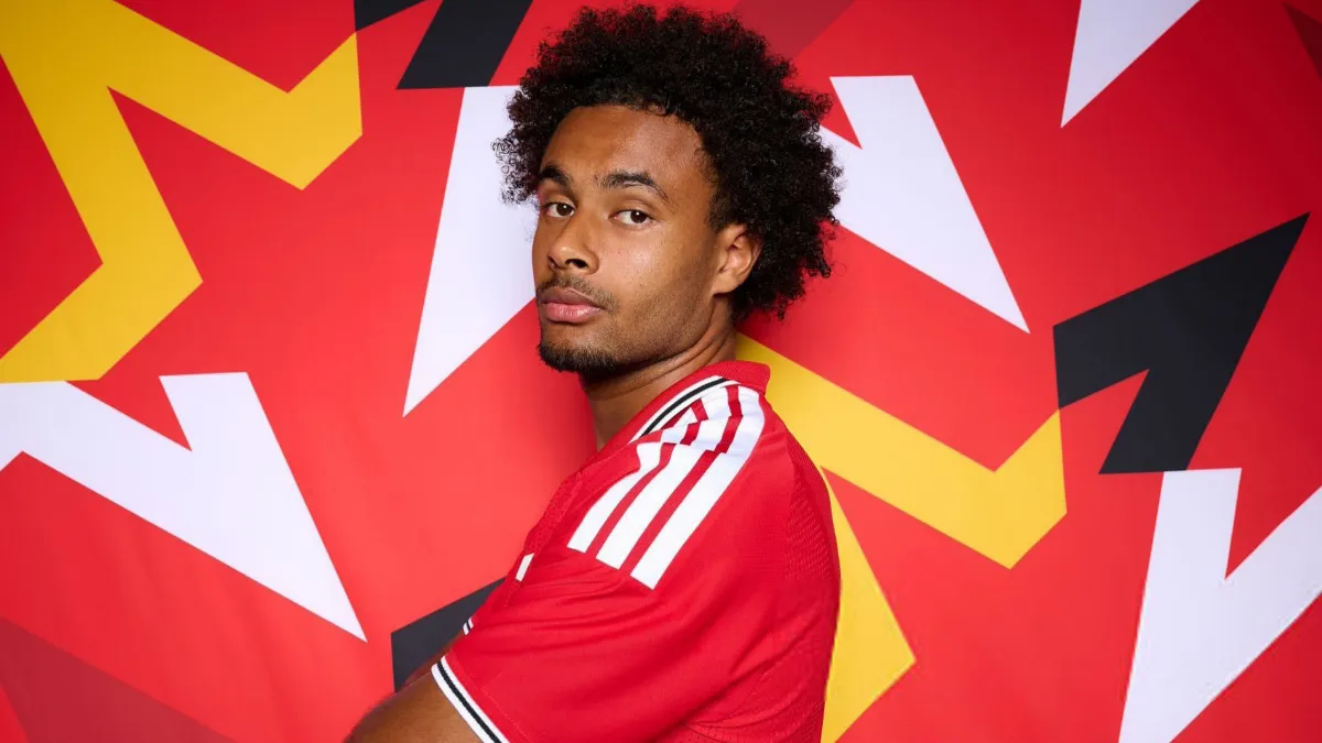 Joshua Zirkzee Tolak Fiorentina, Juventus