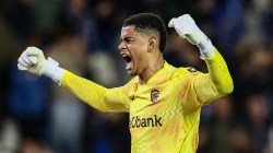 Liverpool Bidik Kiper Genk Lucca Brughman