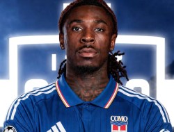 Tinggalkan Fiorentina, Moise Kean Resmi Gabung Como
