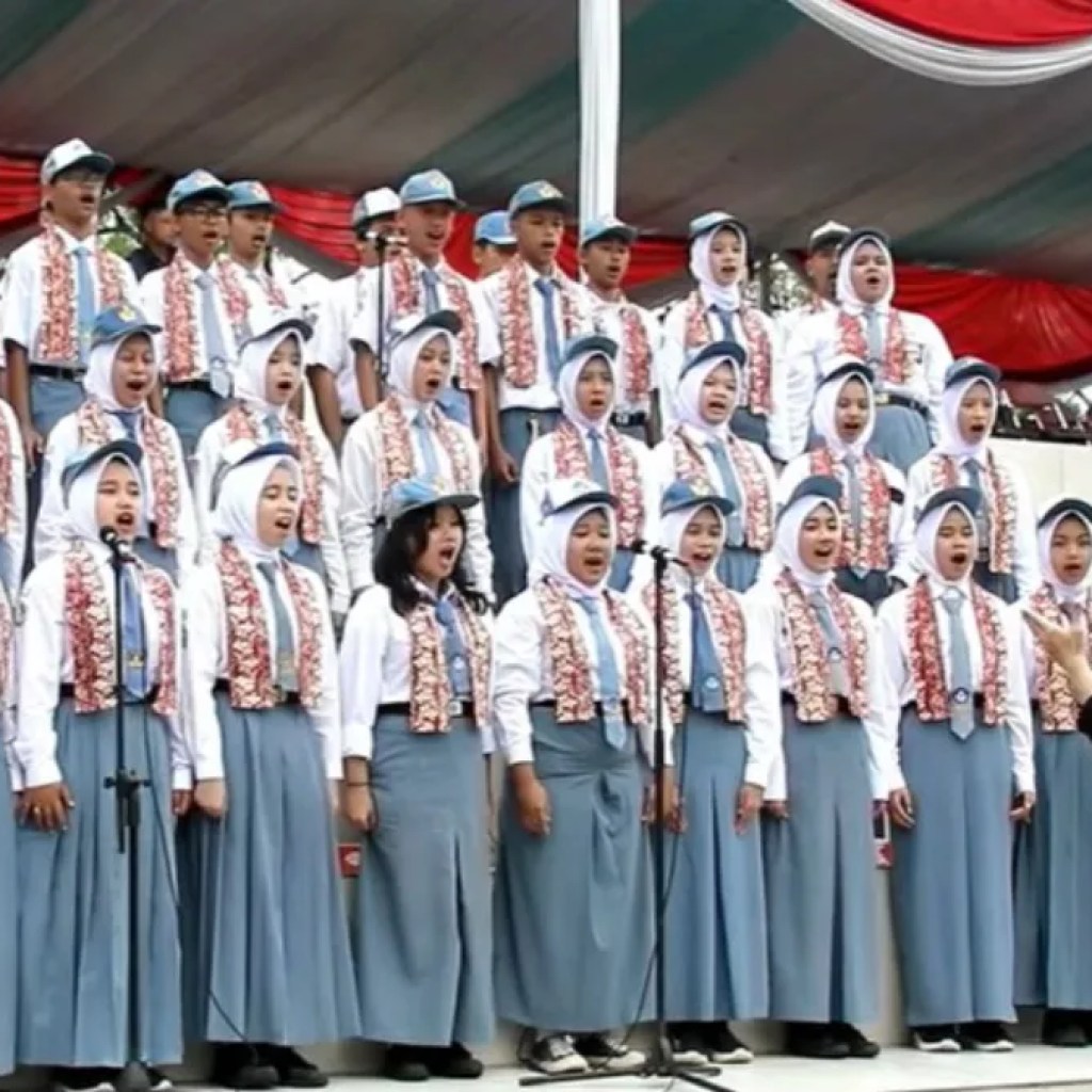 Paduan Suara Gabungan SMA di Kota Tasikmalaya Semarakkan Upacara HUT Ke-81 RI