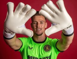 Tinggalkan Man United, Radek Vitík Gabung Middlesbrough
