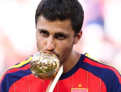 Rodri Pilih Gabung Barcelona, Real Madrid Gigit Jari
