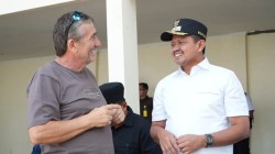Atlet Paralayang asal Dubai Puji Sumedang