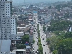 Bupati Sumedang Ajak Alumni Unpad Kawal Pembatasan Kendaraan Berat di Jatinangor