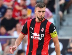 Strahinja Pavlović Segera Teken Kontrak Baru di AC Milan